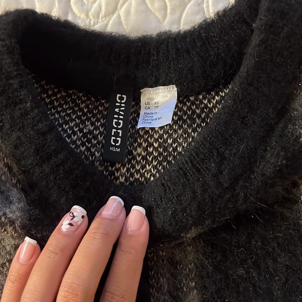 H&M knit - Picture 2 of 4
